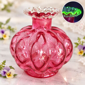 Vintage Cranberry Pink Art Glass Mini Vase Manganese UV Reactive Rim 3 in